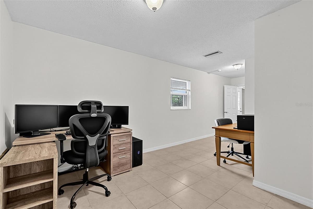 2448 DAYTONA AVENUE — photo 37 of 58