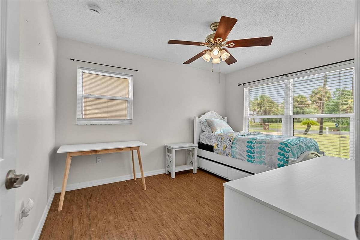 2448 DAYTONA AVENUE — photo 31 of 58