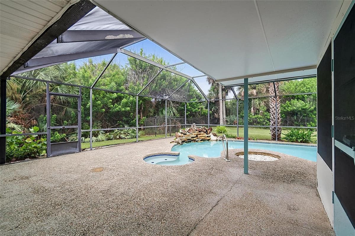 2448 DAYTONA AVENUE — photo 39 of 58