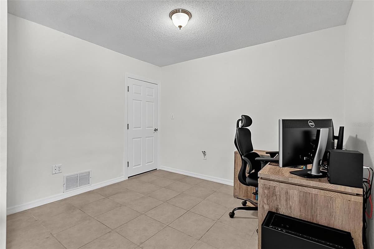 2448 DAYTONA AVENUE — photo 36 of 58