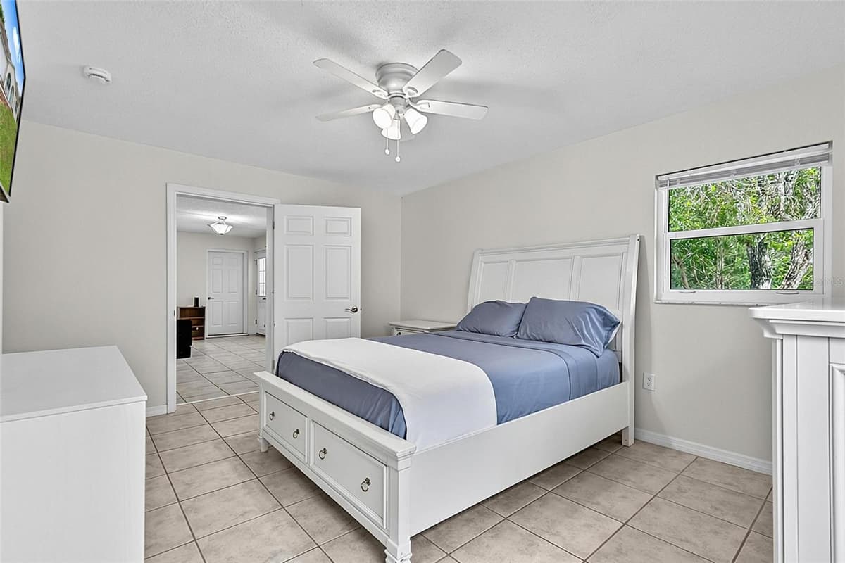 2448 DAYTONA AVENUE — photo 25 of 58