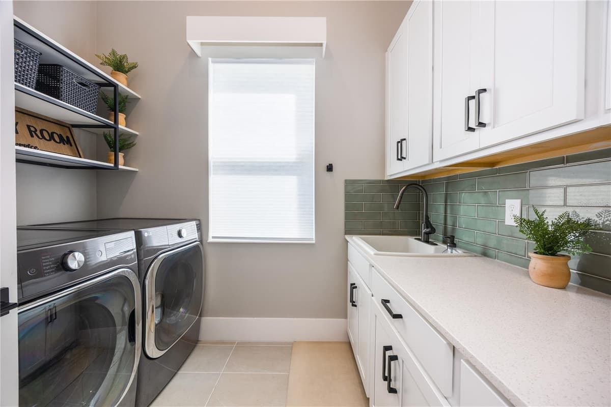 16077 BARKLY RIDGE COURT — photo 33 of 64
