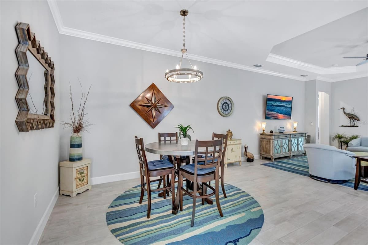 5880 SEMOLINO STREET — photo 7 of 63