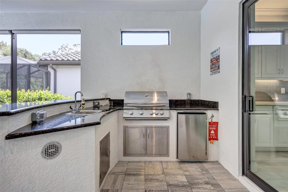 5880 SEMOLINO STREET — photo 22 of 63