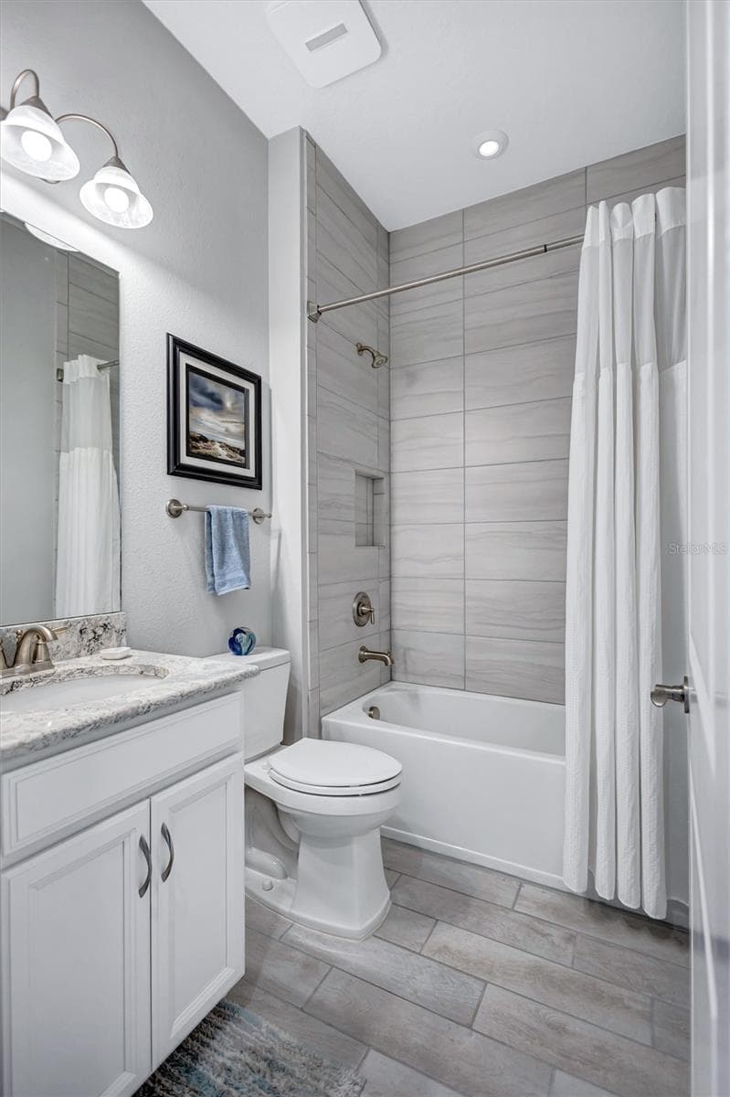 5880 SEMOLINO STREET — photo 36 of 63