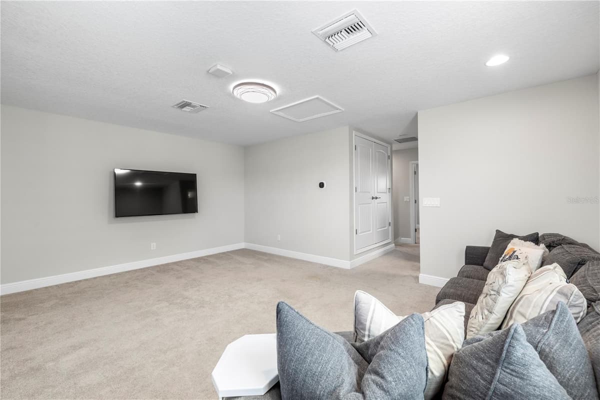 4374 TUNER BEND — photo 51 of 82