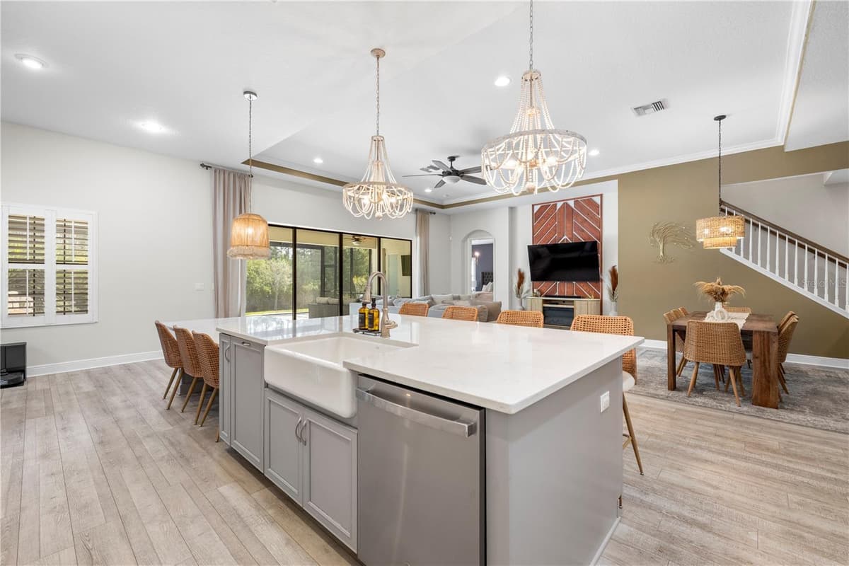 4374 TUNER BEND — photo 44 of 82