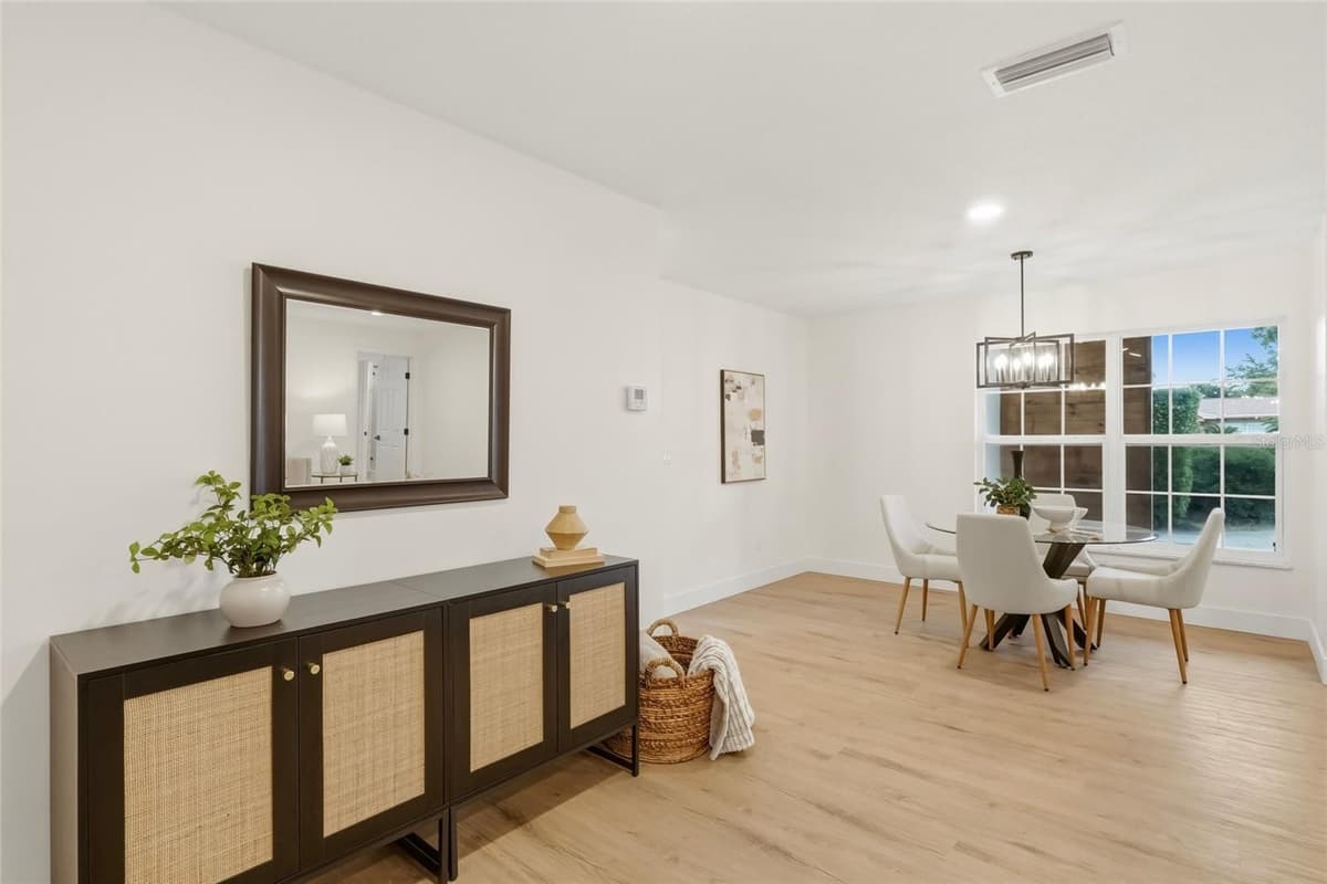435 MEHLENBACHER ROAD — photo 9 of 44