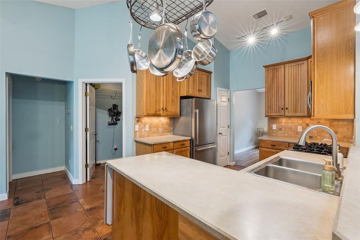 4507 WINDERWOOD CIRCLE — photo 15 of 44