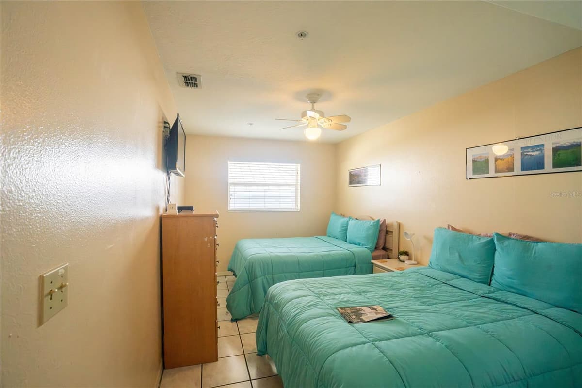1802 GULF BOULEVARD — photo 7 of 12