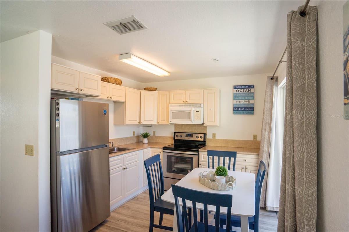 1802 GULF BOULEVARD — photo 4 of 12