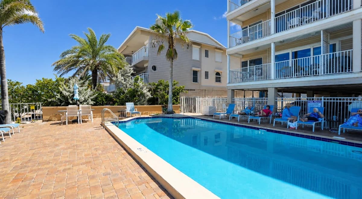 1802 GULF BOULEVARD — photo 11 of 12