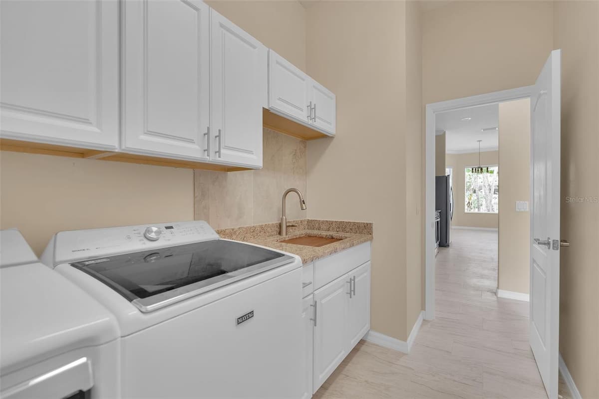 1036 OAK MEADOW LANE — photo 40 of 54