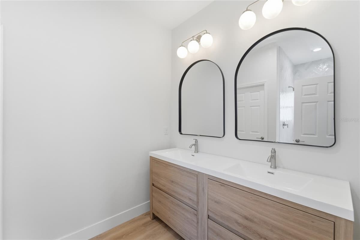 1324 MARSHALL DRIVE — photo 17 of 28