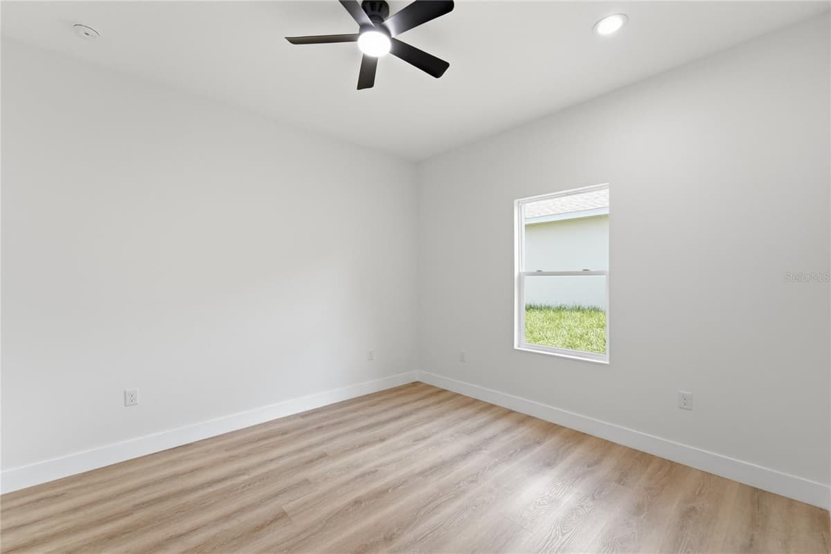 1324 MARSHALL DRIVE — photo 19 of 28