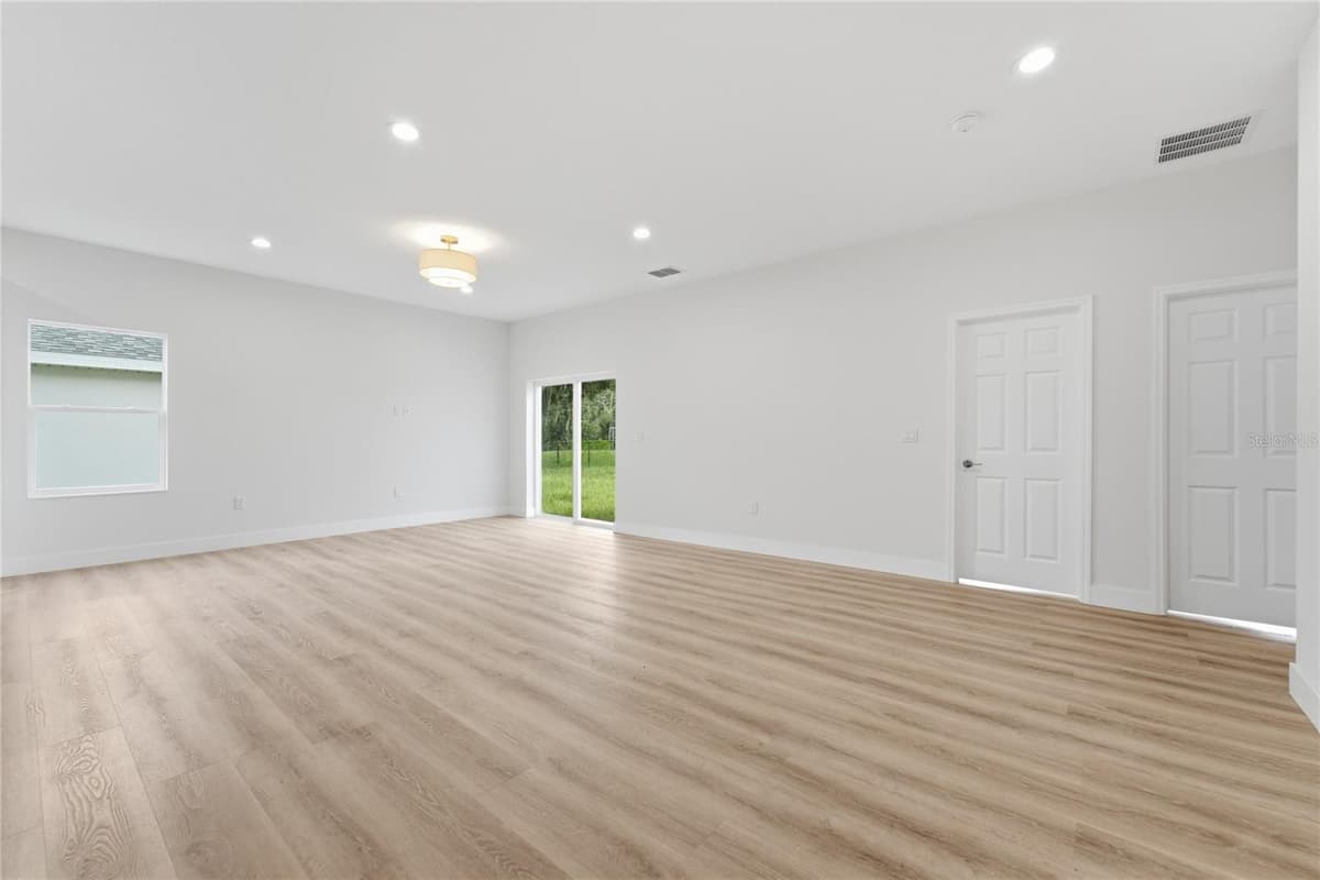 1324 MARSHALL DRIVE — photo 9 of 28