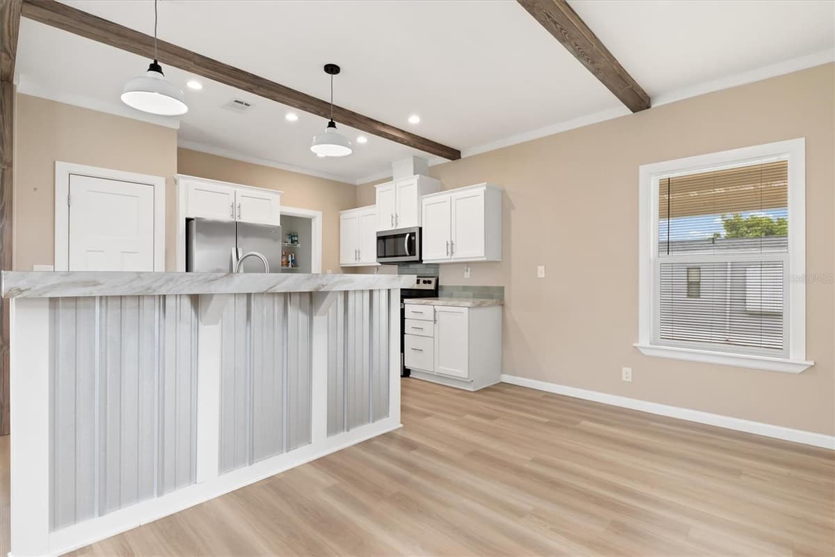 6287 GREENFINCH ROAD — photo 9 of 47