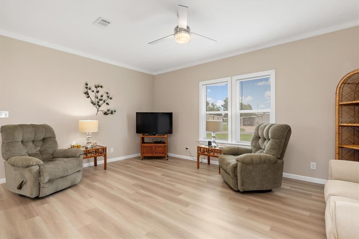 6287 GREENFINCH ROAD — photo 7 of 47