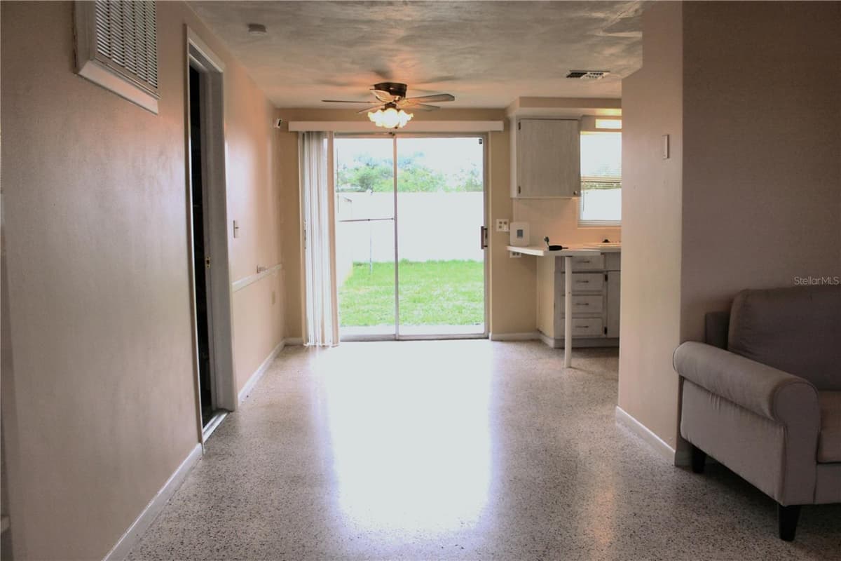 4619 IRENE LOOP — photo 12 of 15