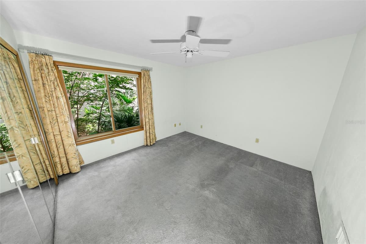 59 BEACH STREET — photo 23 of 61