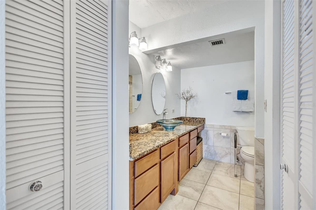 420 BEACH ROAD — photo 34 of 69