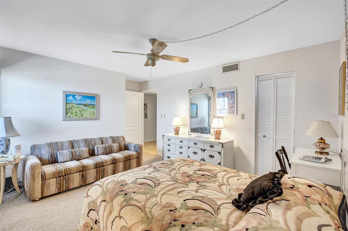 420 BEACH ROAD — photo 40 of 69