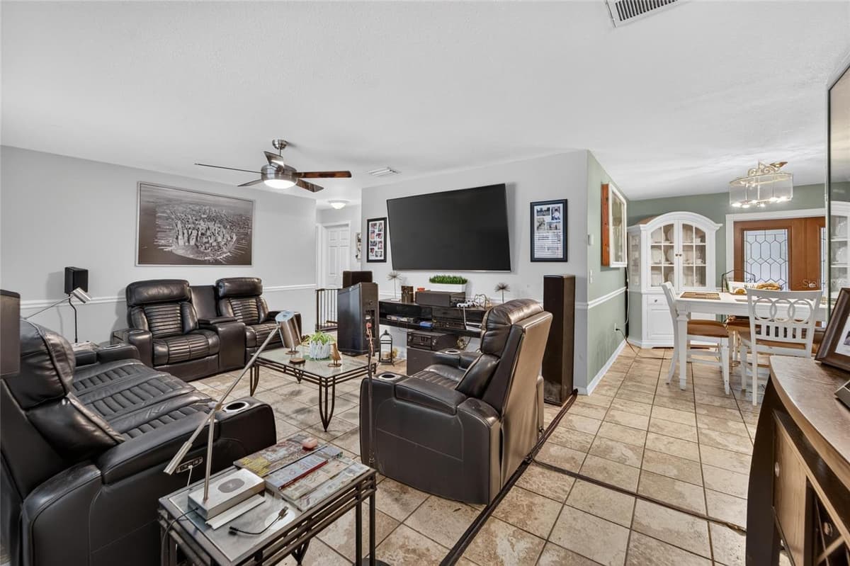 3721 COPPERTREE CIRCLE — photo 5 of 32