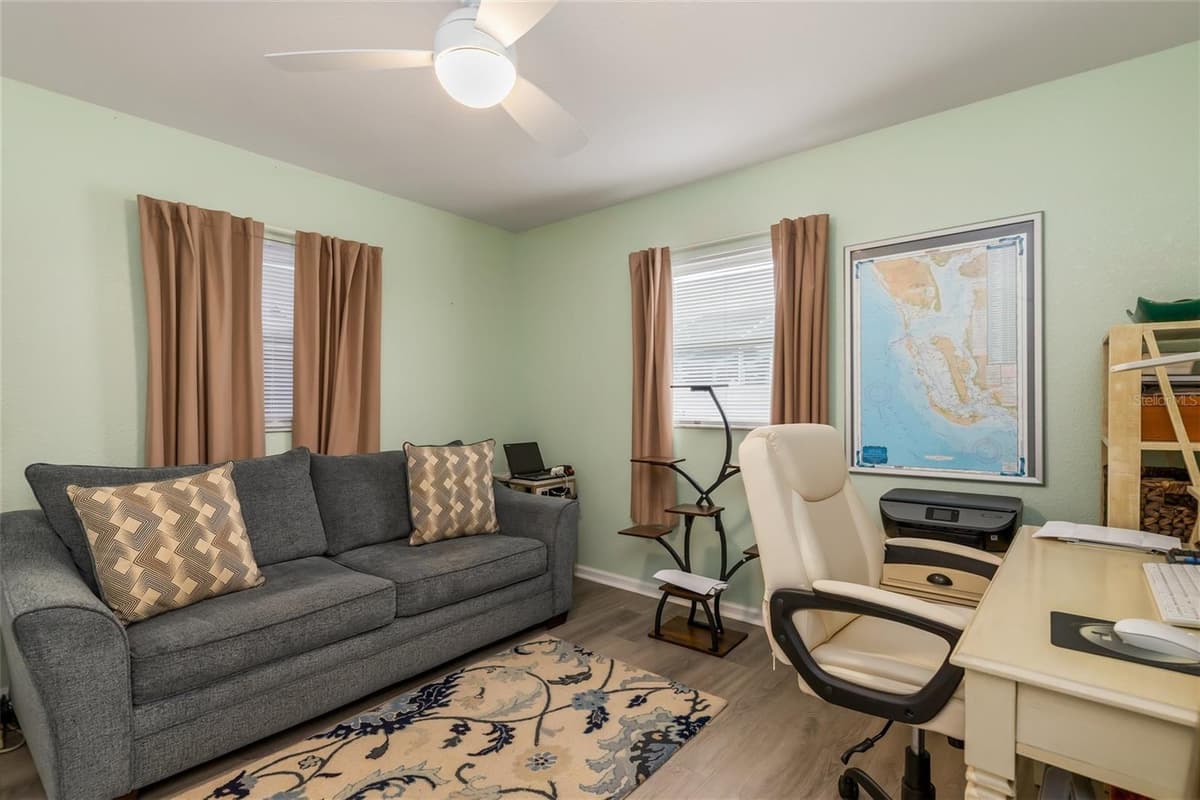 2776 JACOBS STREET — photo 33 of 55