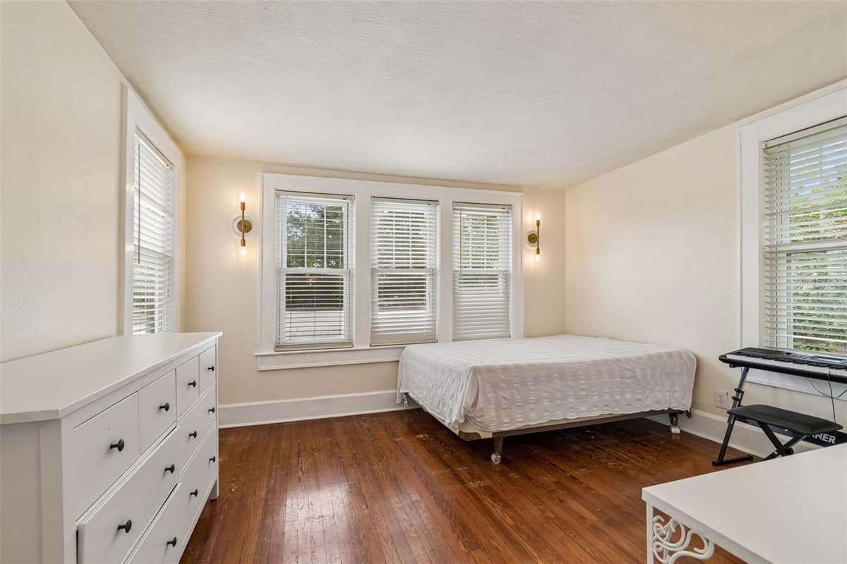 2518 GRANADA CIRCLE — photo 36 of 46
