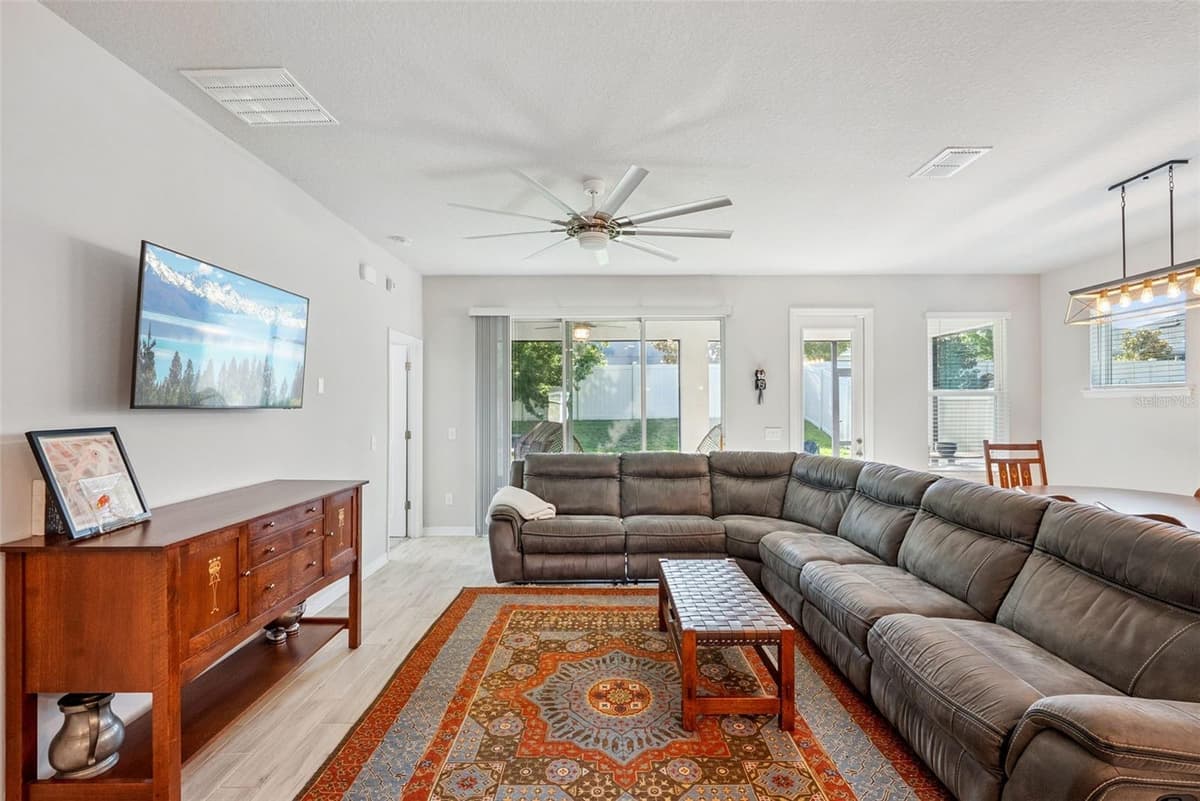 13308 MAGNOLIA VALLEY DRIVE — photo 3 of 46