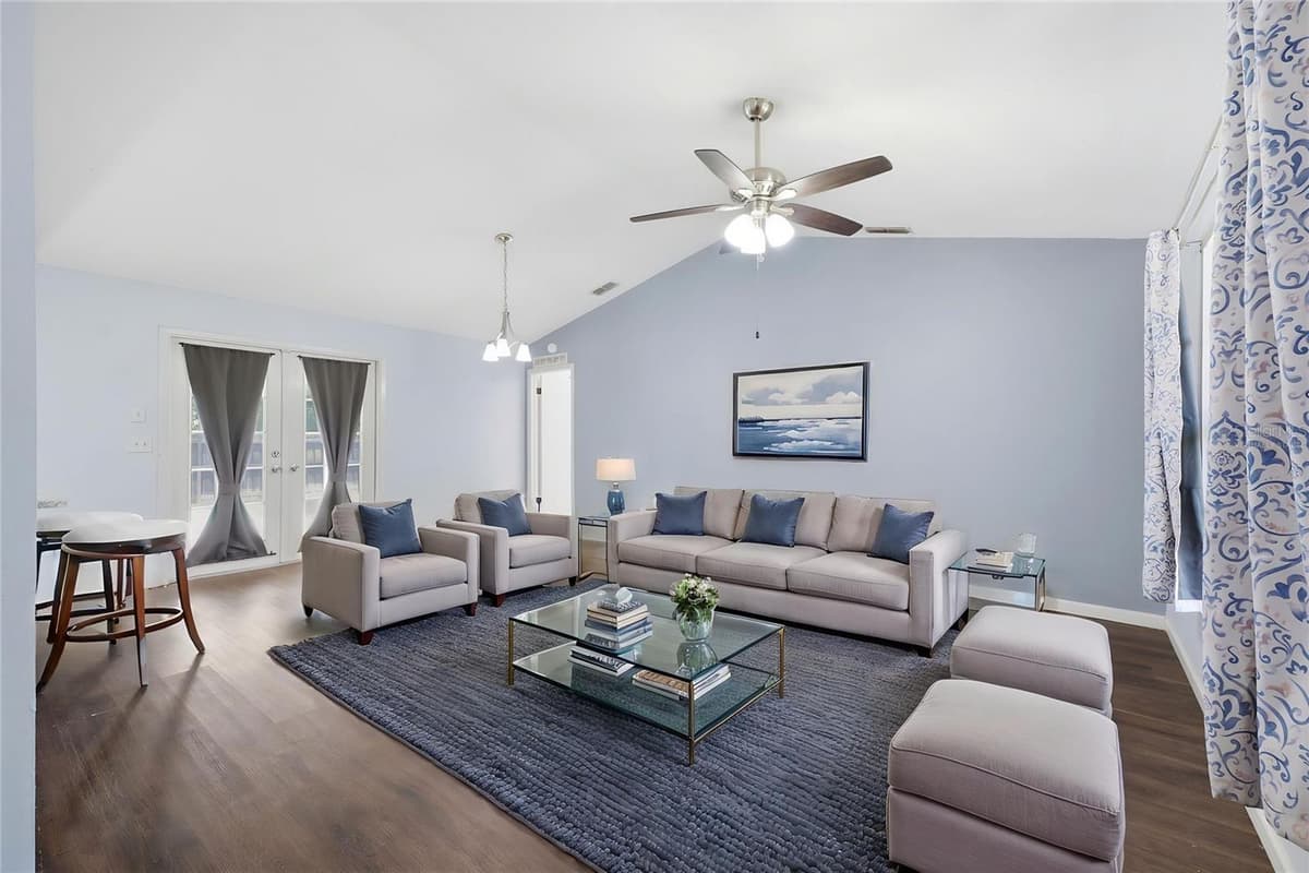 8178 ENGLISH ELM CIRCLE — photo 2 of 36