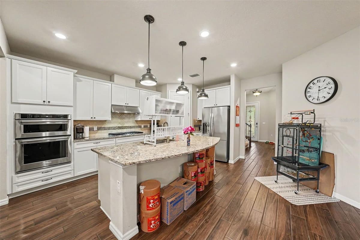 12890 PAYTON STREET — photo 16 of 46