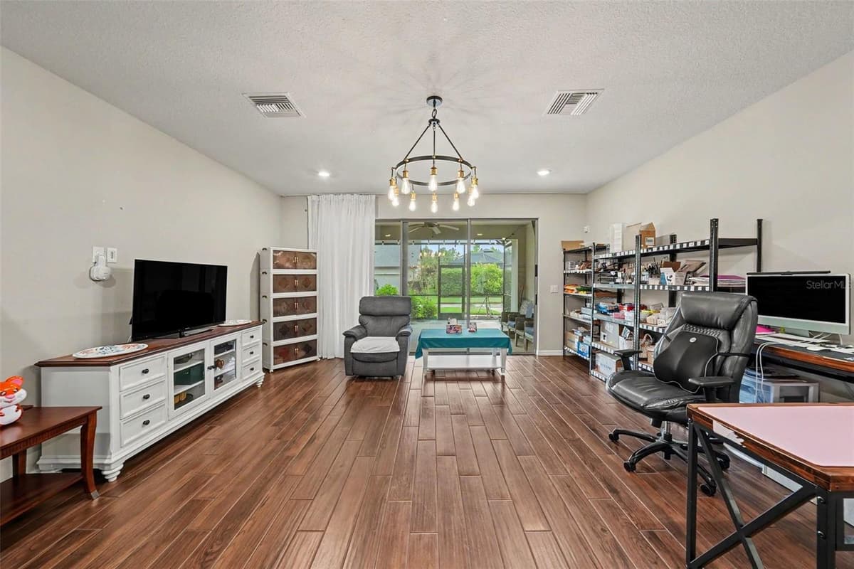 12890 PAYTON STREET — photo 12 of 46