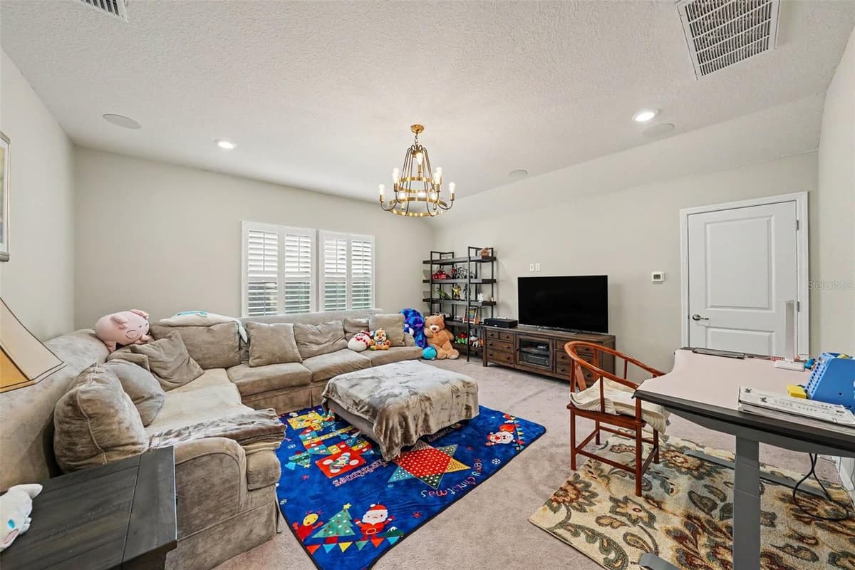 12890 PAYTON STREET — photo 21 of 46