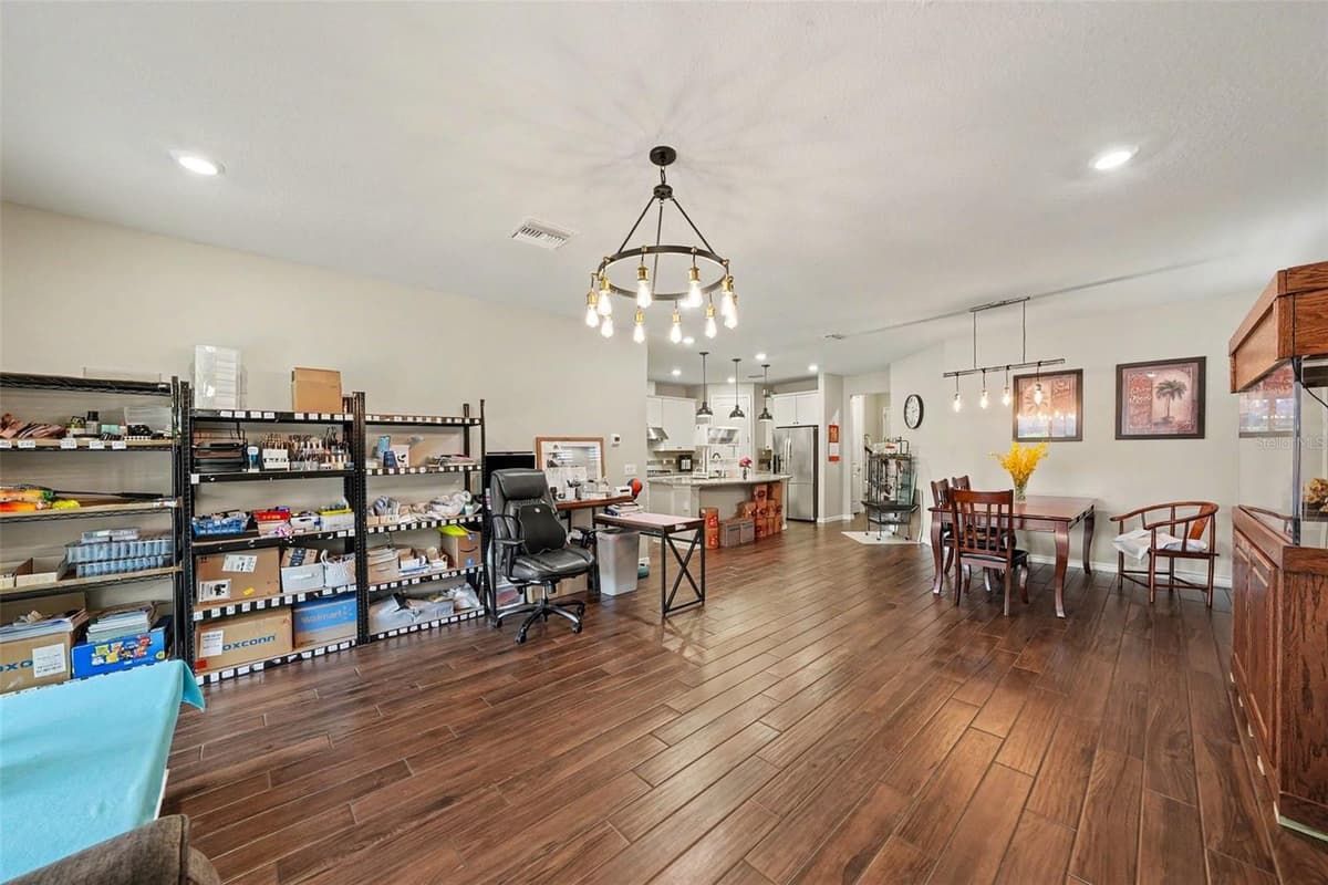 12890 PAYTON STREET — photo 11 of 46