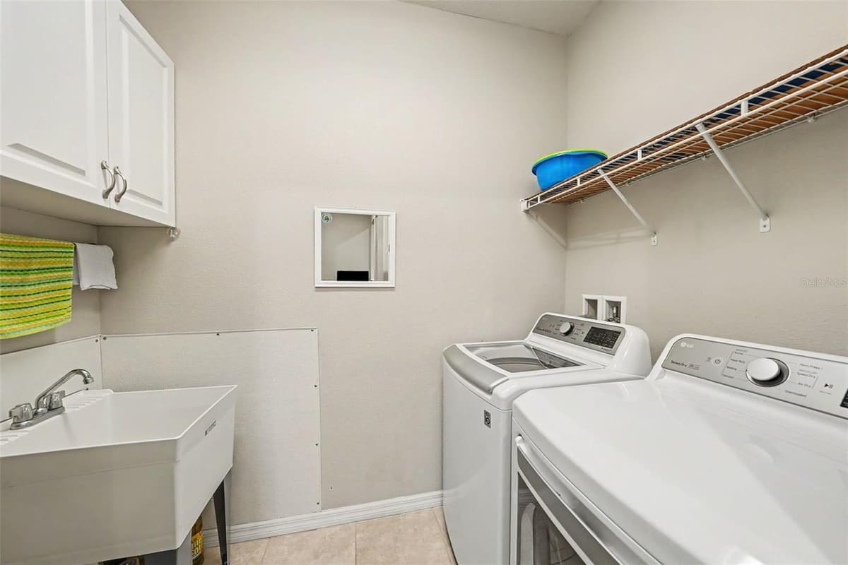 12890 PAYTON STREET — photo 33 of 46