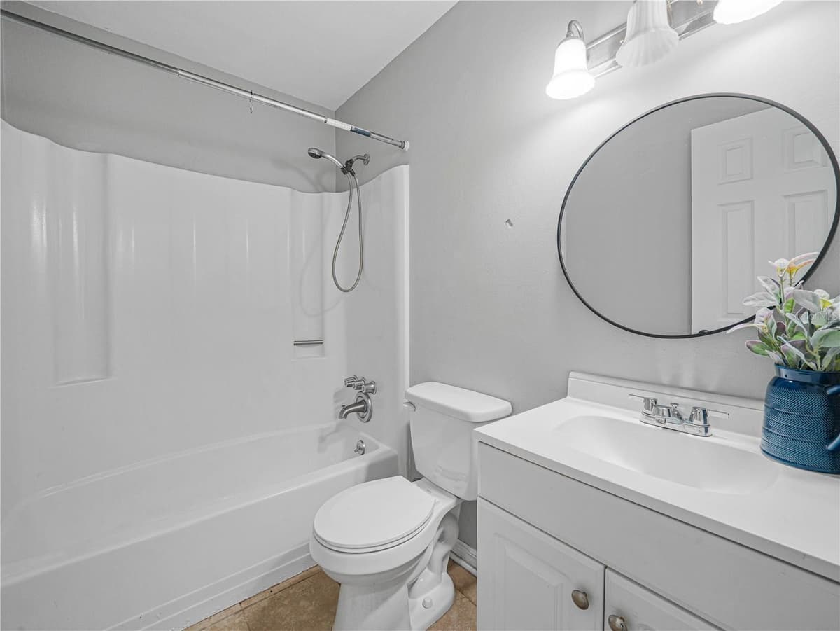 1665 SAILPOINT DRIVE — photo 21 of 39