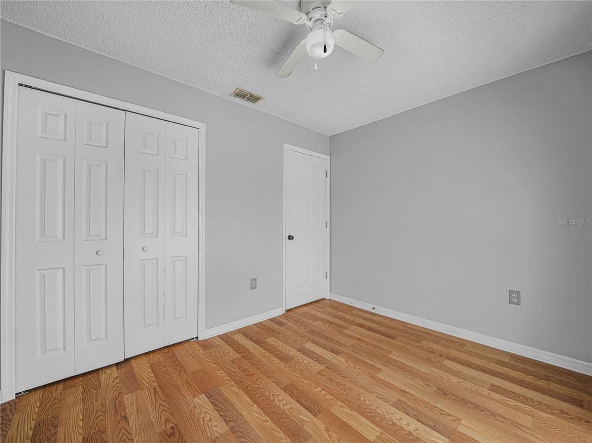 1665 SAILPOINT DRIVE — photo 23 of 39