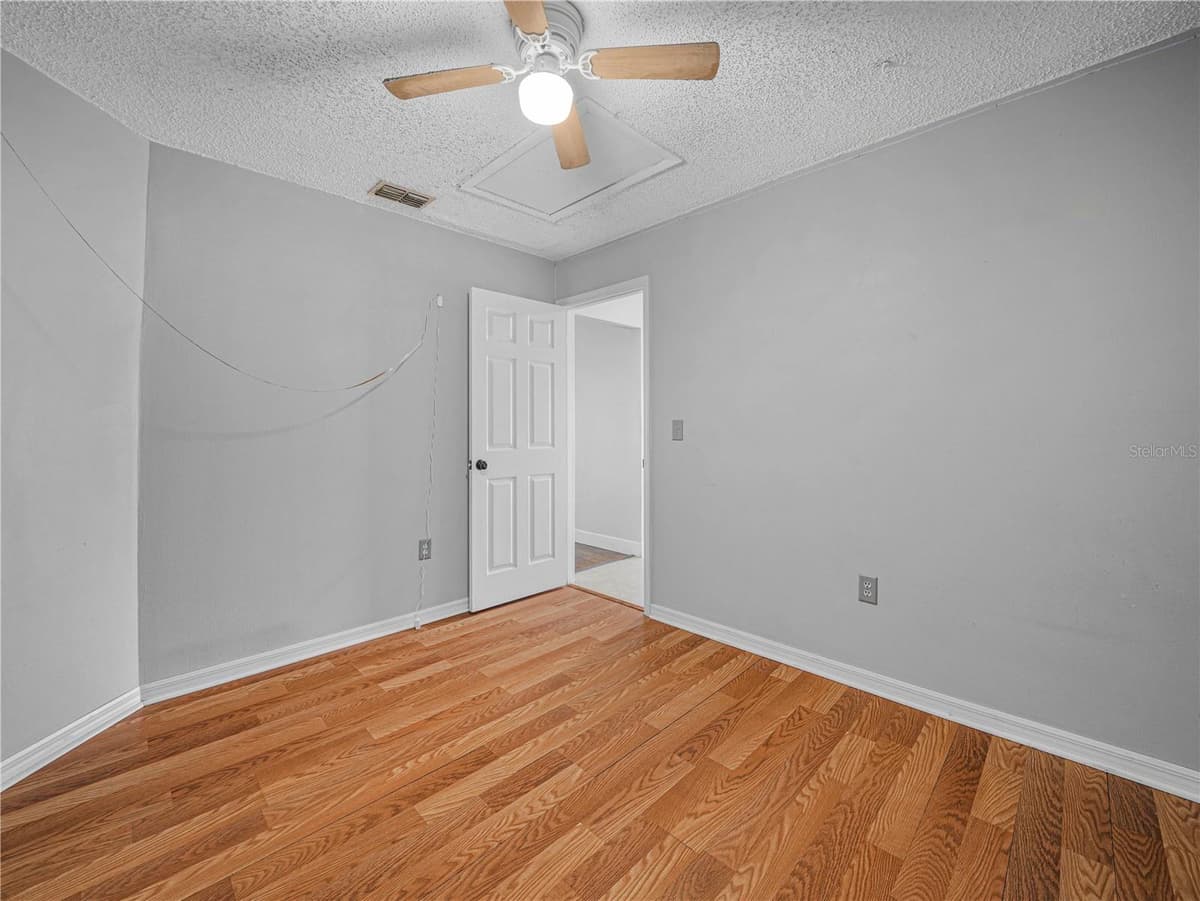 1665 SAILPOINT DRIVE — photo 20 of 39