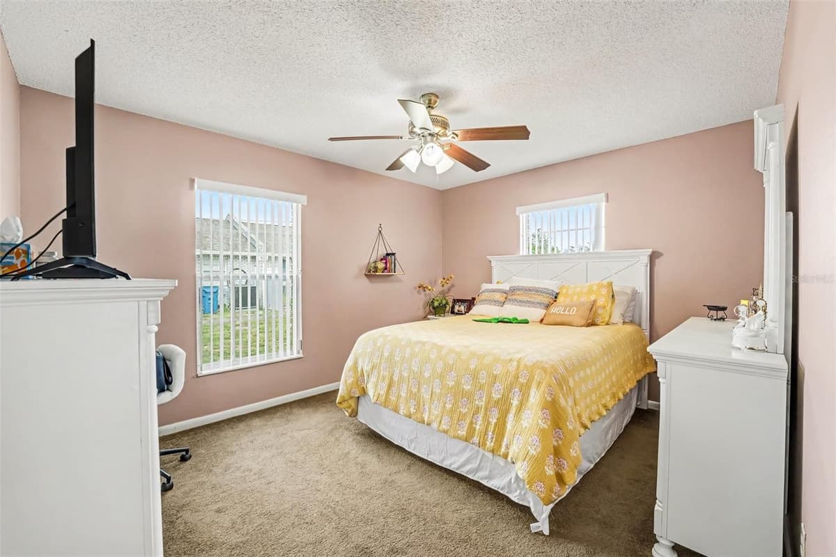 1413 THOUSAND ROSES DRIVE — photo 10 of 24