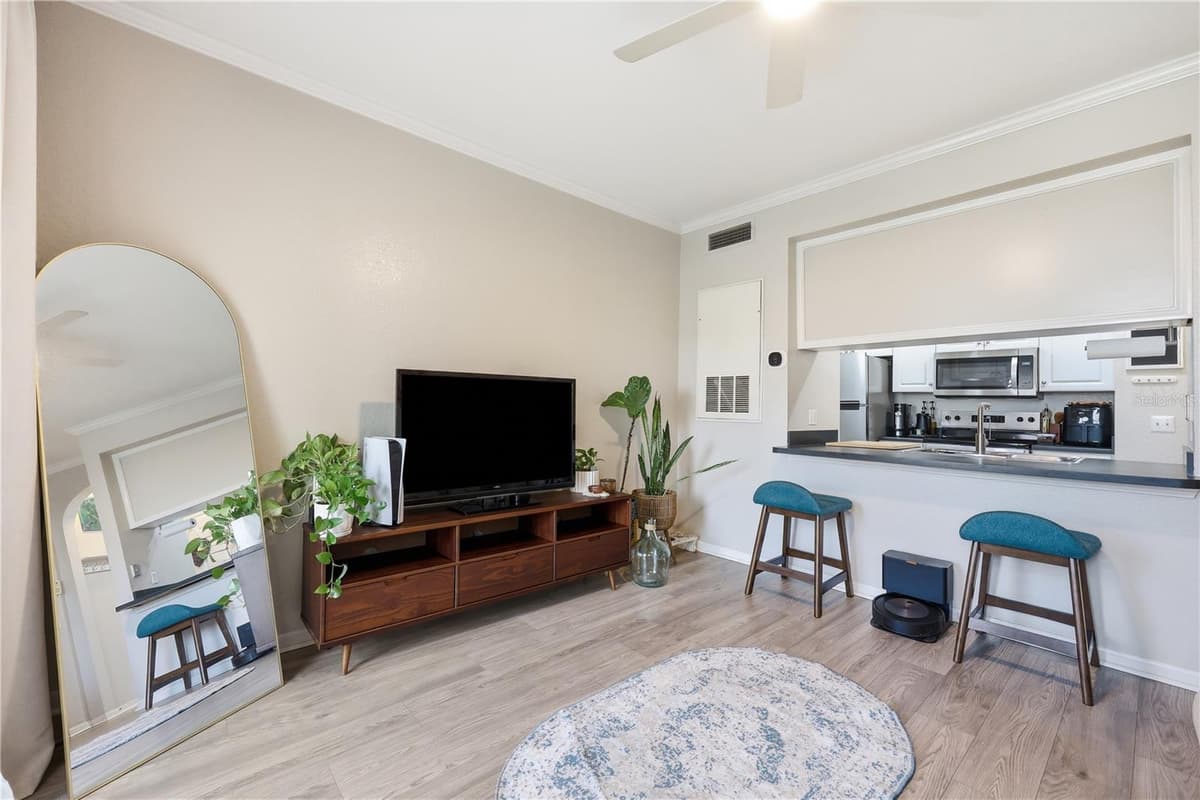 860 ORANGE AVENUE — photo 14 of 45