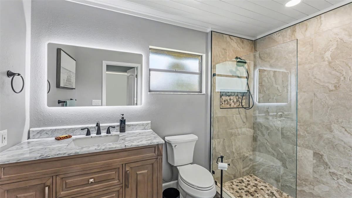 717 WOODHILL DRIVE — photo 31 of 49