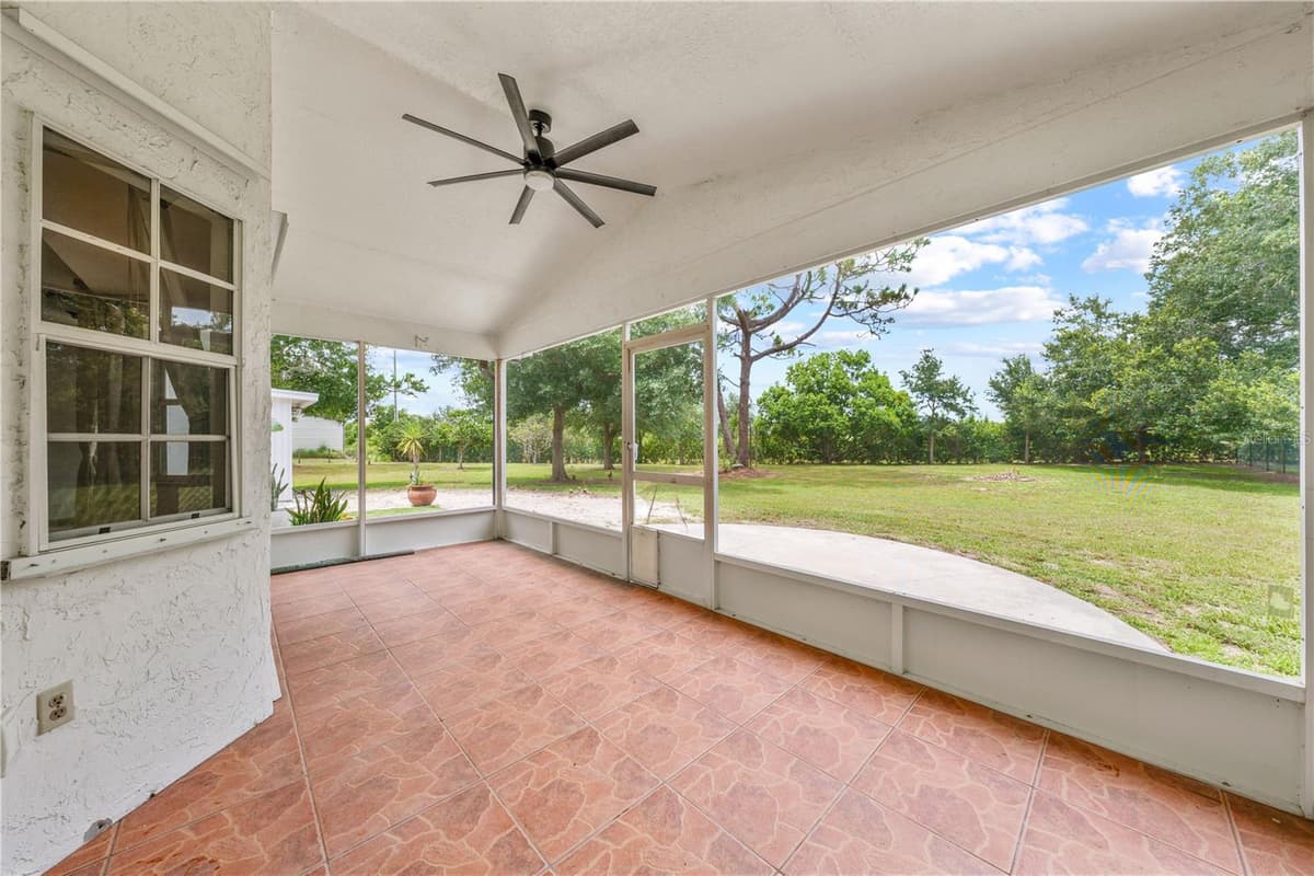 2810 WINDSONG LANE — photo 44 of 63