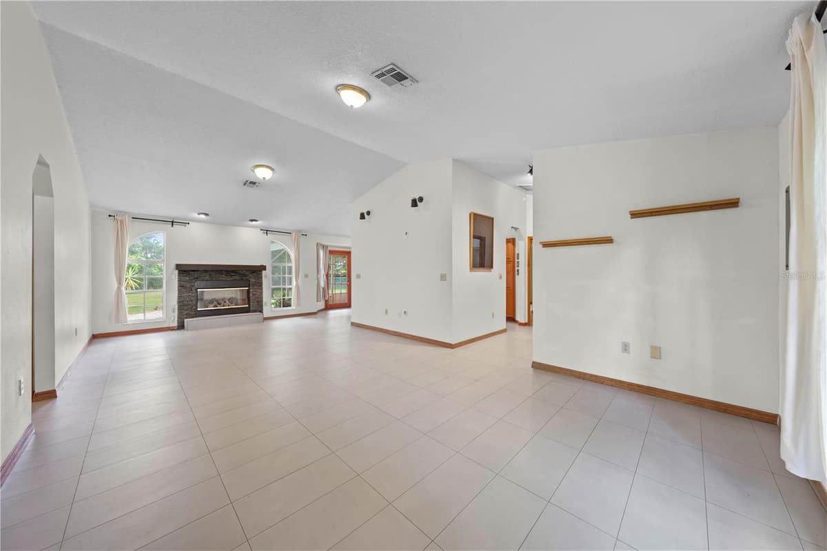 2810 WINDSONG LANE — photo 20 of 63