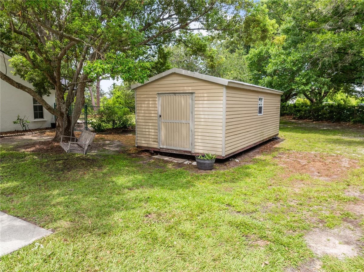 2810 WINDSONG LANE — photo 49 of 63
