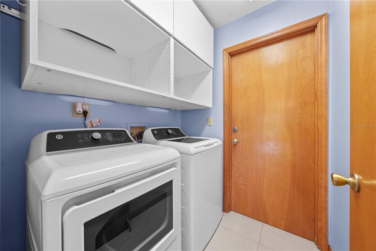 2810 WINDSONG LANE — photo 40 of 63