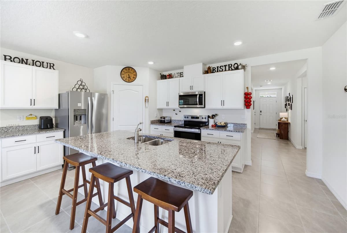 3432 ISLEWOOD COURT — photo 5 of 34