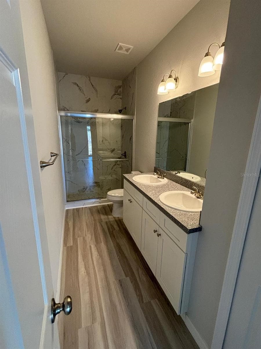 1466 LAS VILLAS BOULEVARD — photo 7 of 19