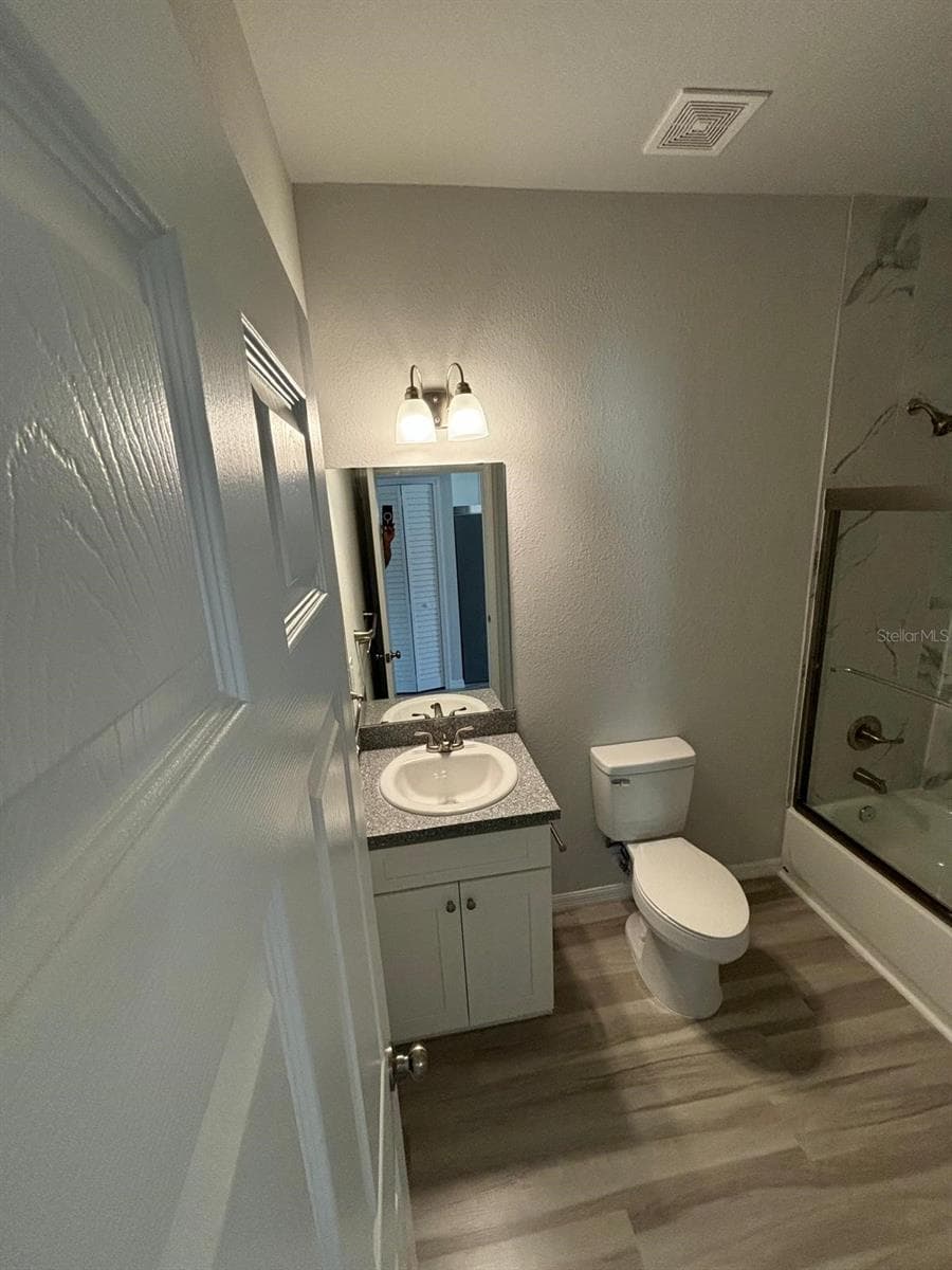1466 LAS VILLAS BOULEVARD — photo 12 of 19