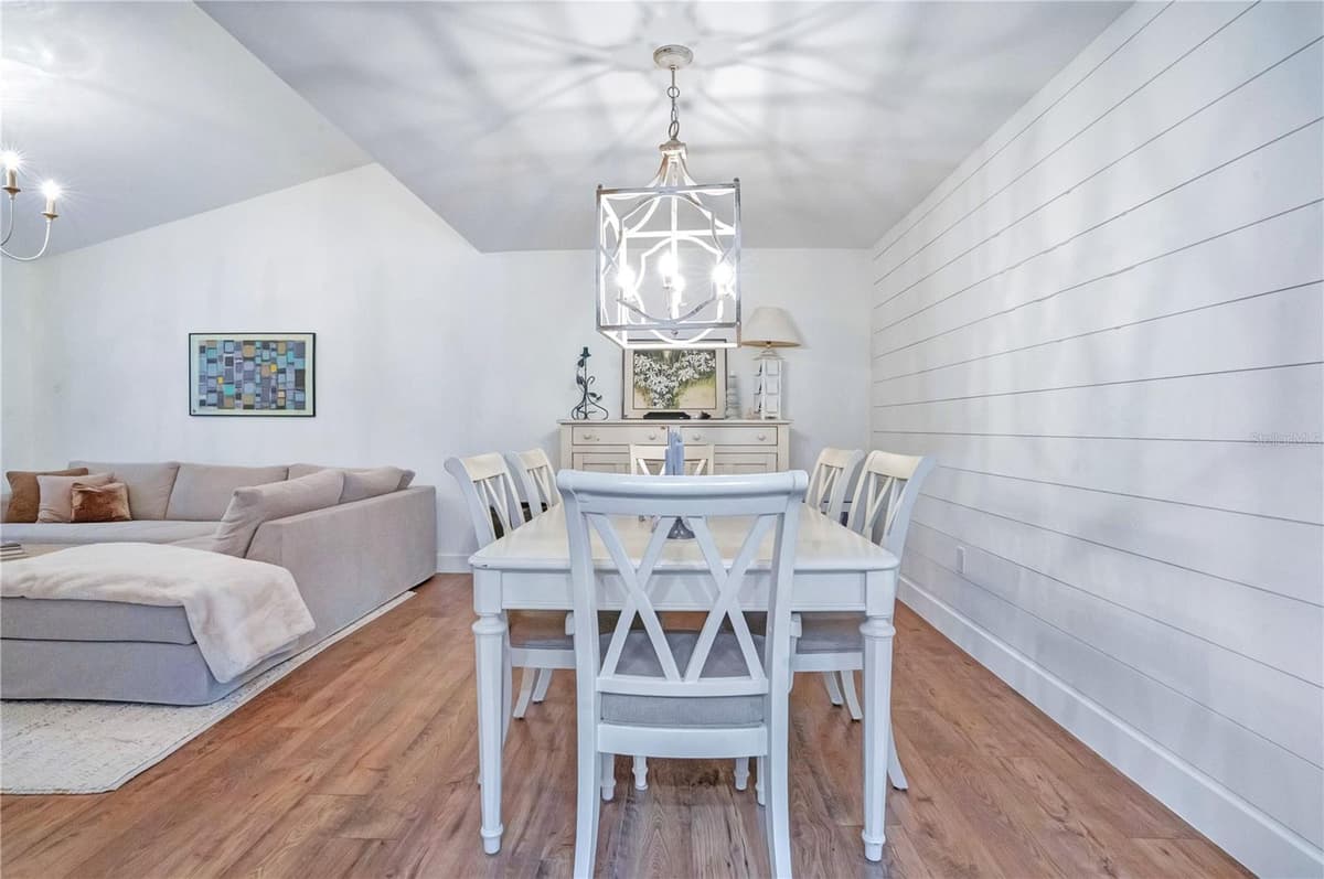 4338 SEA MIST DRIVE — photo 8 of 37